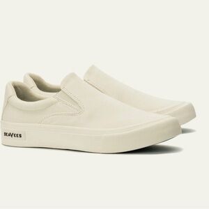 SeaVees Women’s Cream Color Slip-On Tennis Shoes Sneakers Size 8.5